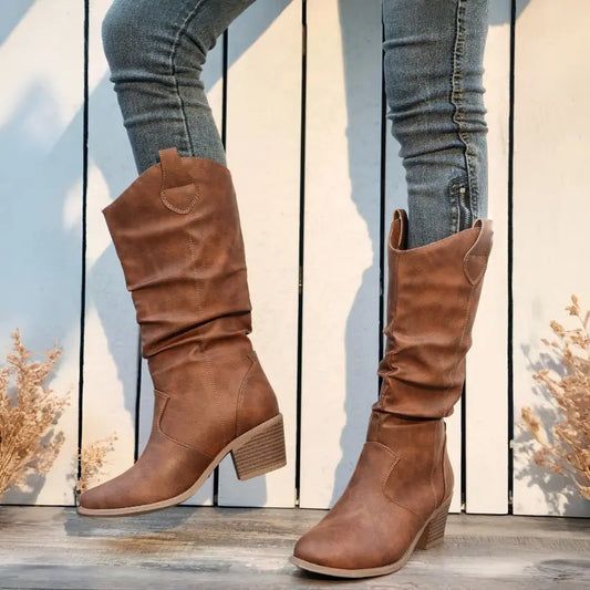 Bottes femme solides et élégantes pour toutes les saisons.